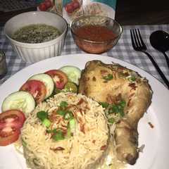 A picture of 46. Nasi ayam hainan.