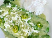 Una foto de salsa de enchiladas
