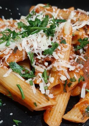 Una foto de Pasta a la puttanesca