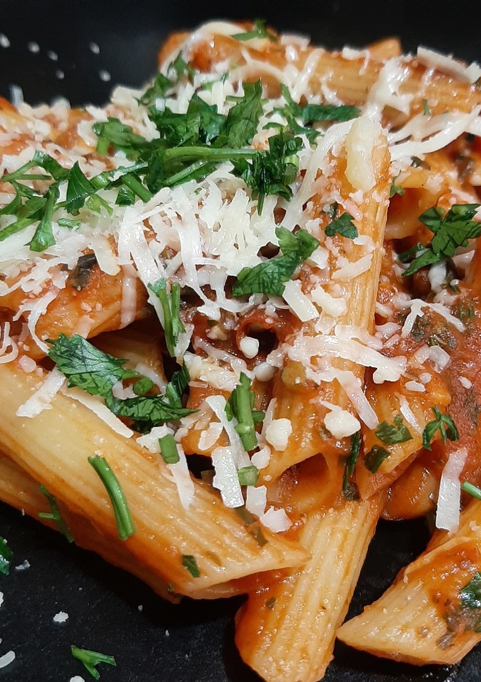 Una foto de Pasta a la puttanesca