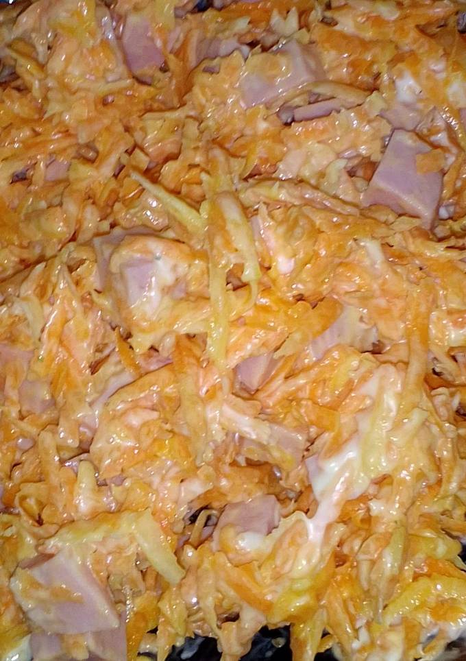 Салат з моркви та сиру