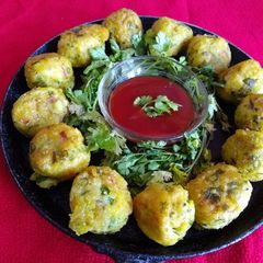 A picture of Crispy rice balls.