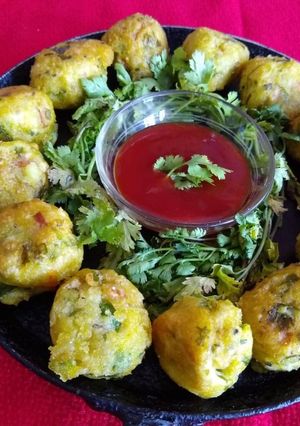 A picture of Crispy rice balls.