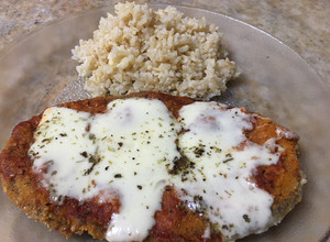 Una foto de Milanesas de berenjenas 🍆 a la napolitana