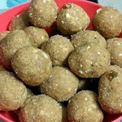 A picture of Ladoo.