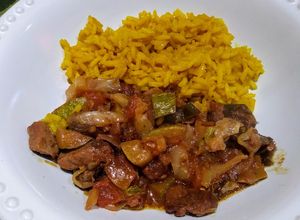 Una foto de Col con calabaza y puerco 🍲😉