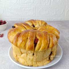 Cranberry Crown Bread-レシピのメイン写真