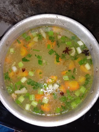 Langkah Mudah untuk Menyiapkan Resep Sup Ayam Rempah yang Bikin Ngiler Anti Ribet, Lezat Sekali