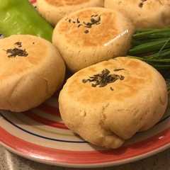 كرات الجبن واللانشون 🥯-レシピのメイン写真