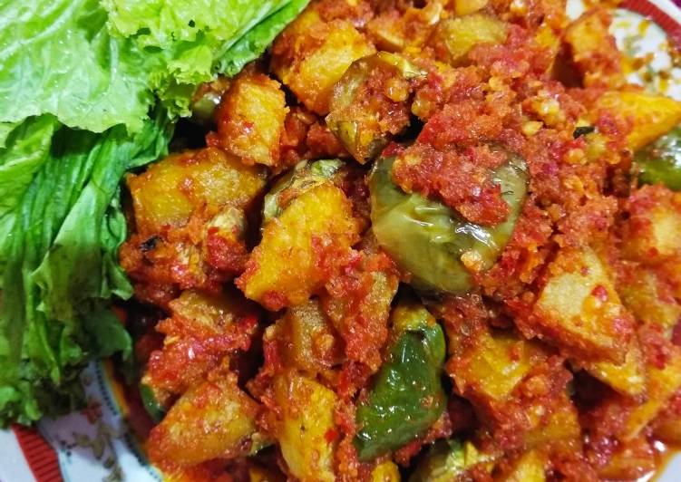 makanan Kentang sambalado pedas simple enak hemat Jadi, Bisa Manjain Lidah