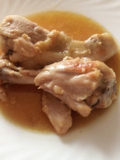 Una foto de Pollo en salsa a la mostaza y miel con cerveza