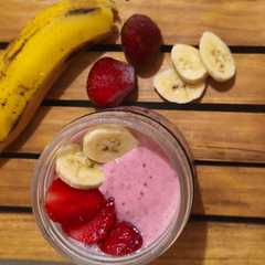 Smoothies Pisang Strawberry-レシピのメイン写真