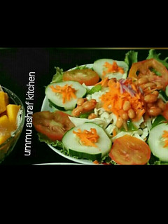 A picture of Salad.