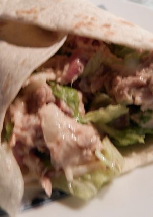 Una foto de Fajitas de bonito y surimi