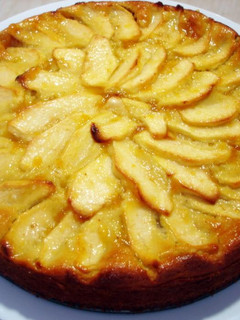 Una foto de Torta de manzana invertida
