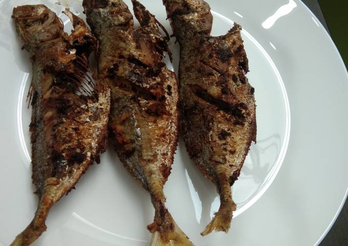 Ikan goreng kembung