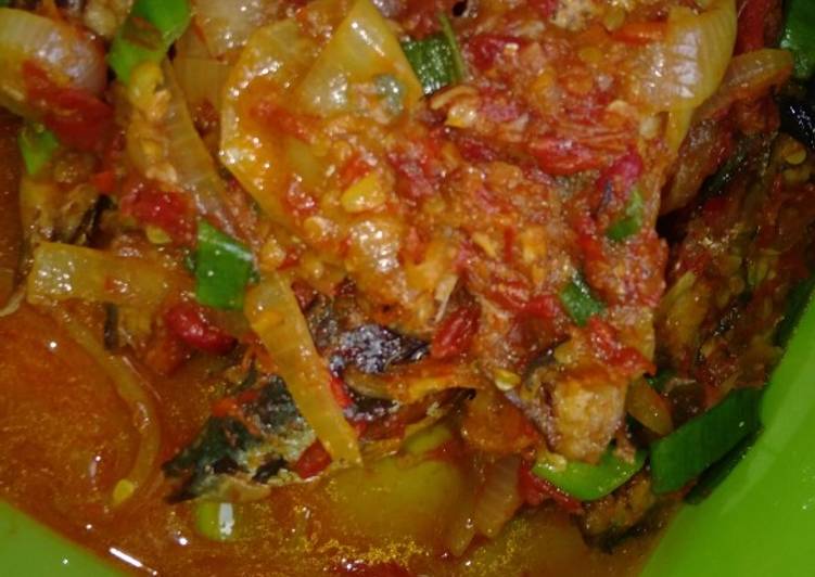 Resep Ikan Pindang Bumbu Merah yang Lezat Sekali