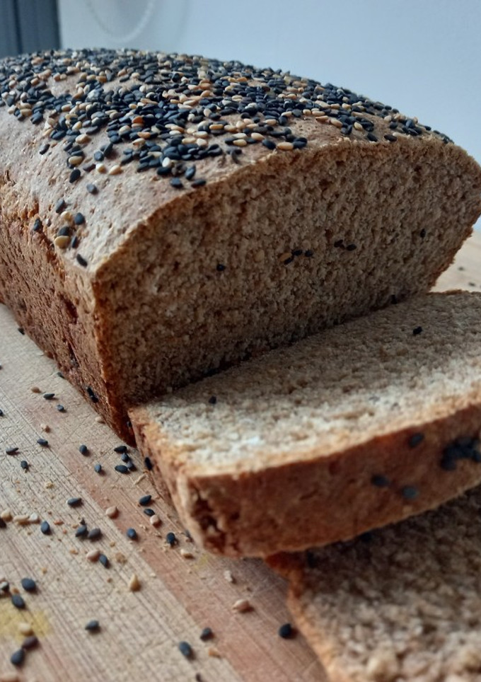 Una foto de Pan integral con avena