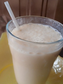 A picture of Banana smoothie.