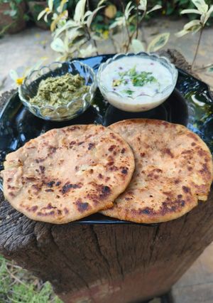 A picture of Aloo Paratha.