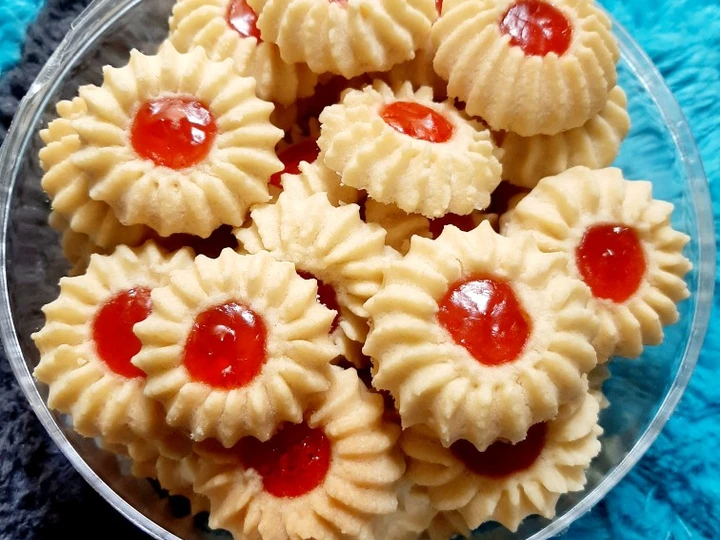 Langkah Gampang Membikin Resep Semprit strawberry yang Enak Banget Anti Ribet, Mantap