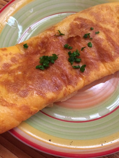 Una foto de Omellete a la francesa jamón y 🧀 queso