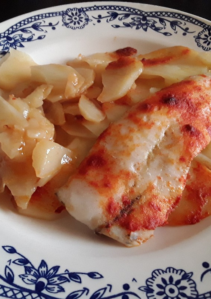 Una foto de Merluza a la gallega