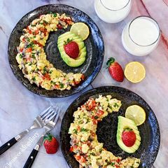 A picture of Ham and Mushrooms Scramble Eggs.