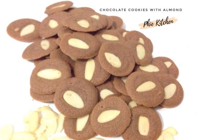 Chocolate cookies with Almond