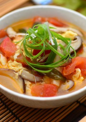 蕃茄豆皮蛋花湯 的食譜成品照片