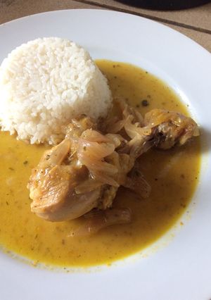 Una foto de Ceviche de pollo caliente