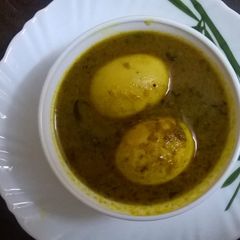 A picture of Egg Curry.