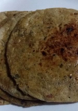 A picture of Mix dal roti.