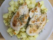 Una foto de suprema de pollo a la plancha