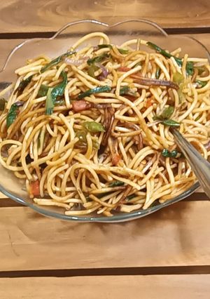 চাউমিন (Chowmein recipe in bengali) রেসিপির প্রধান ছবি