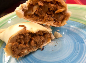Una foto de Empanadas vegetarianas de soja texturizada 🥟