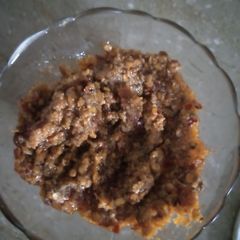 A picture of Lehsan mirch chutney.