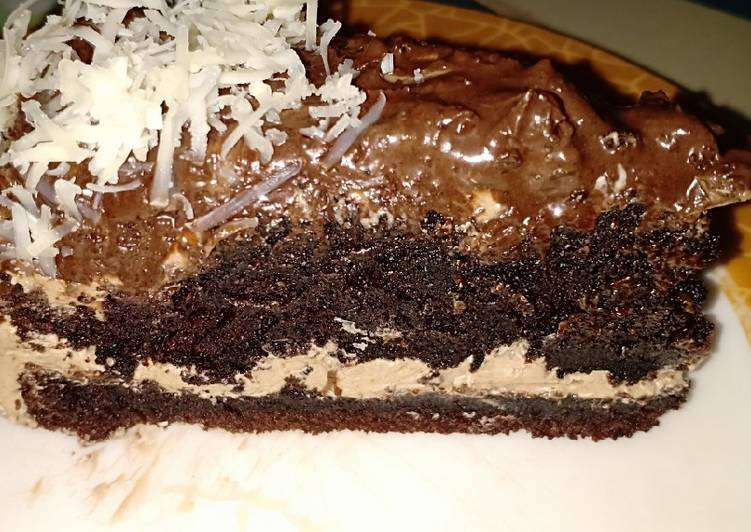 Chocolate cake (mocha and cheese frosting) ala Didi