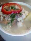 Caldo de cabeza con Mote