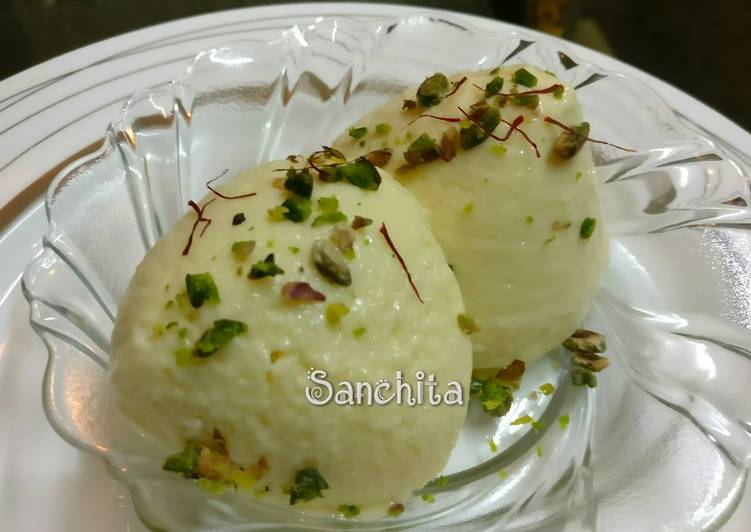 Recipe of Quick Creamy Mango Yoghurt ice-cream