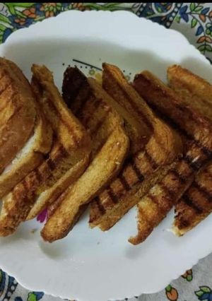 होममेड वेज ग्रिल सैंडविच (homemade veg grill sandwich recipe in Hindi) रेसिपी मुख्य फोटो