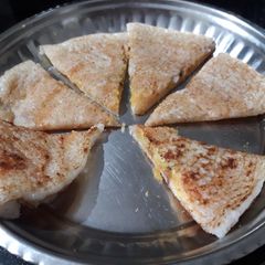 A picture of डोसा पिझ्झा.