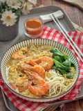 Kwetiau Udang Kuah Saffron