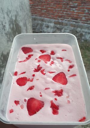 Foto resep Es Krim Stroberi Segar
