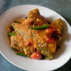 รูปของ Pesmol Ikan Kembung (Bumbu kuning)