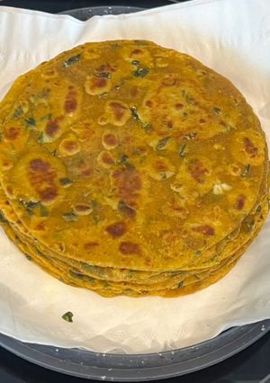A picture of Avocado 🥑 Methi Thepla Wrap🌯.