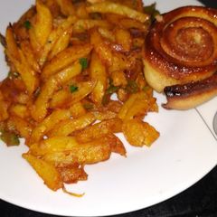 A picture of Spicy chips masala.