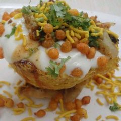 A picture of Kachori Chat.