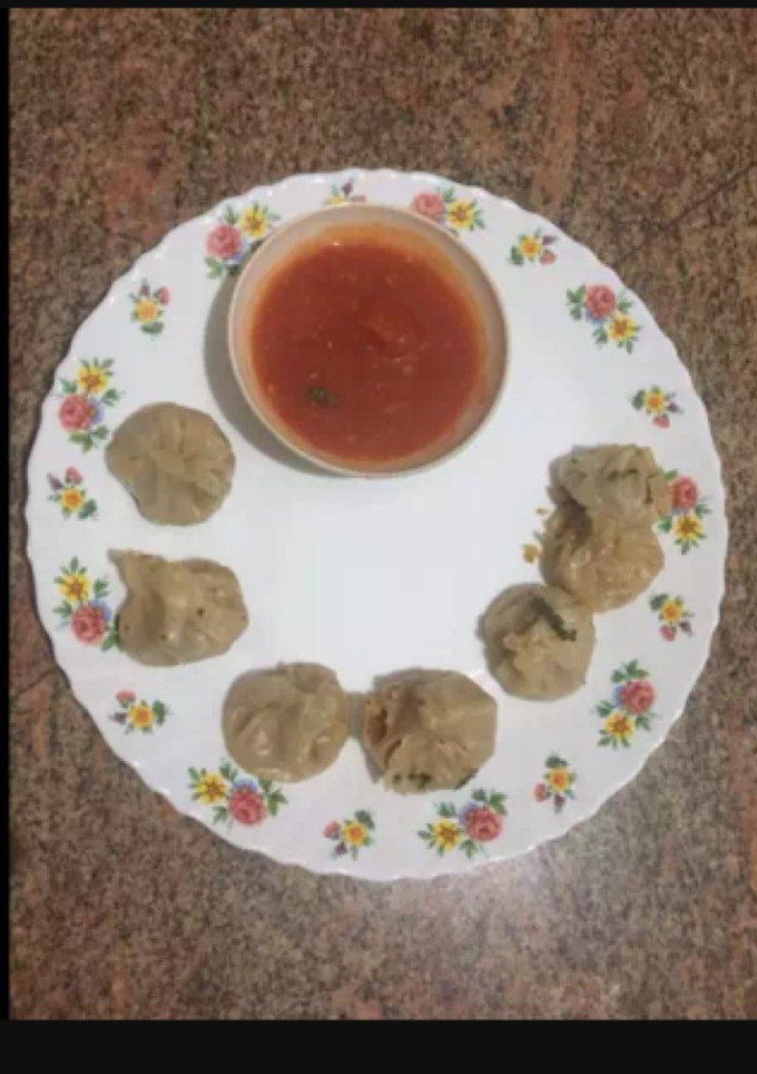சிக்கன் &வெஜ்மாமூஸ்(momos) செய்முறை முக்கிய புகைப்படம்