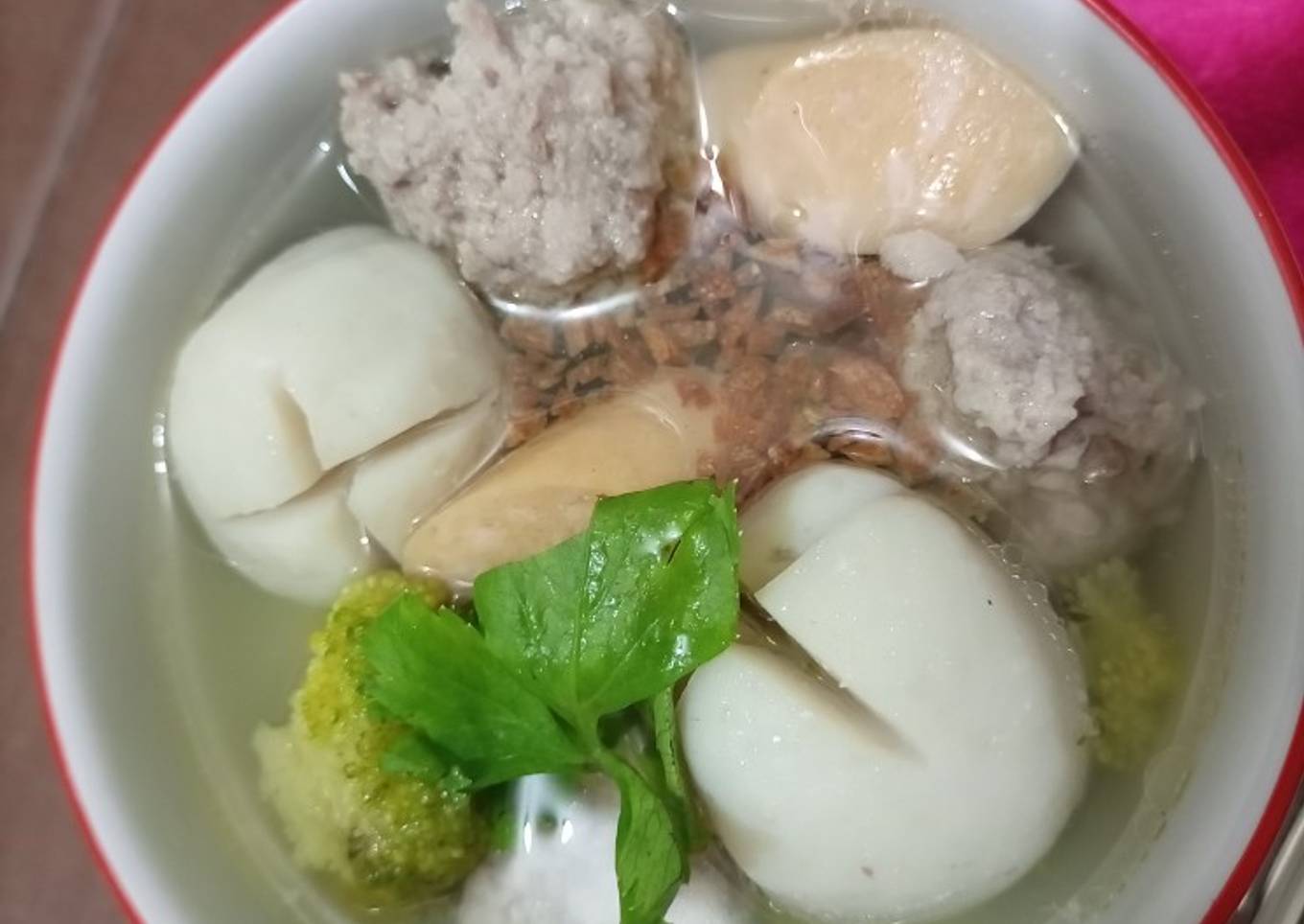Sop bakso ikan sosis